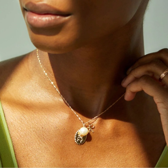Catbird Gumball Pearl Charm - Picture 7 of 17